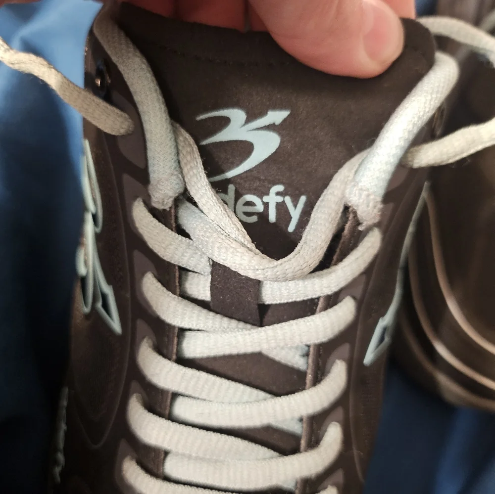 GDEFY Ion Women's 8 Athletic Shoes Gravity‎ Defyer Black/Teal